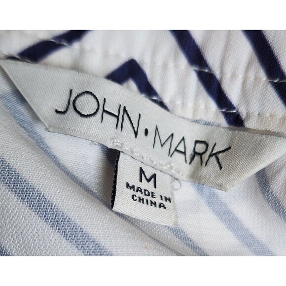 John Mark Geometric Print Tunic Size Medium MOP Buttons - Picture 7 of 9